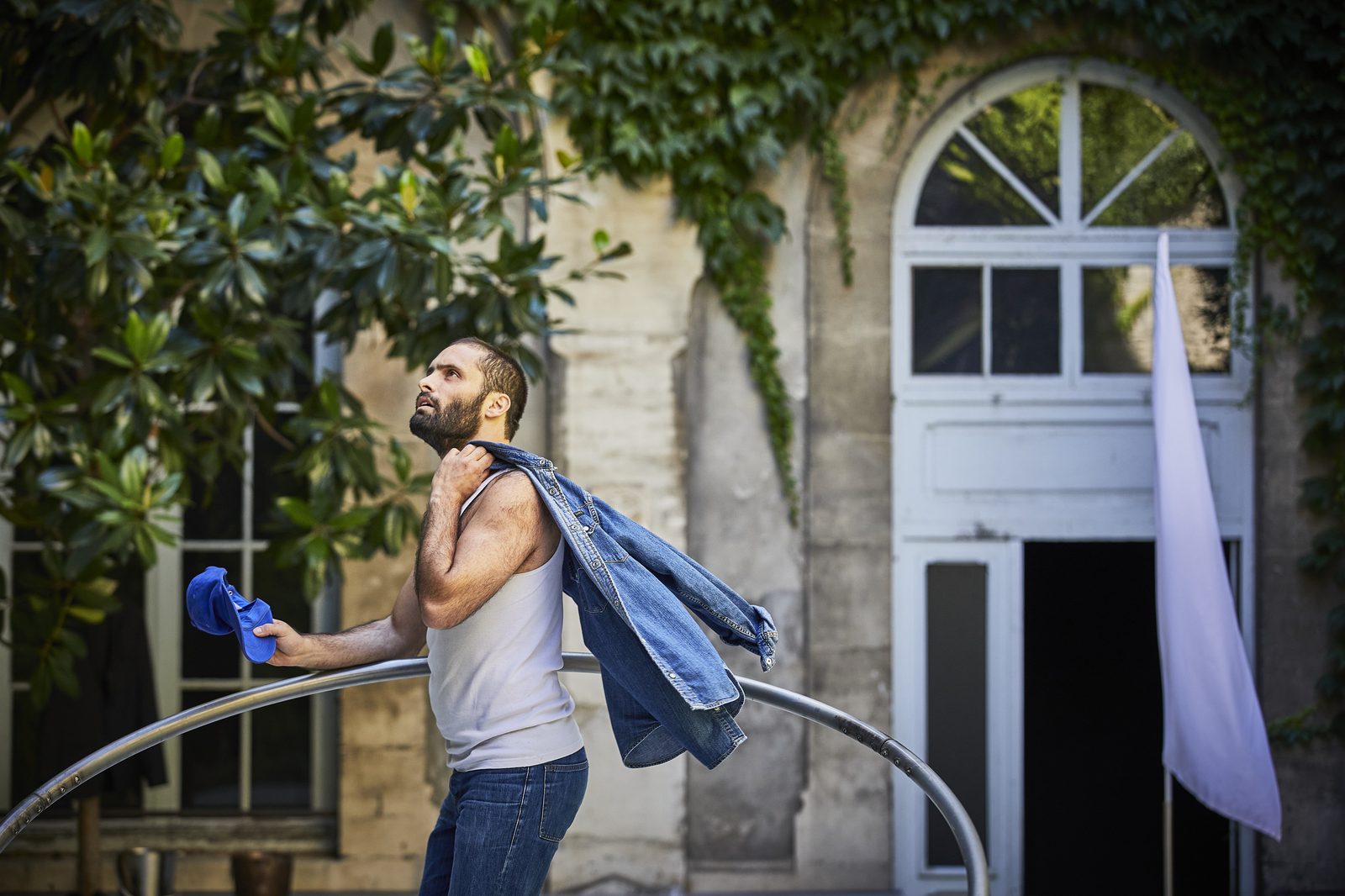 Pourvu que la mastication — photo de scène
